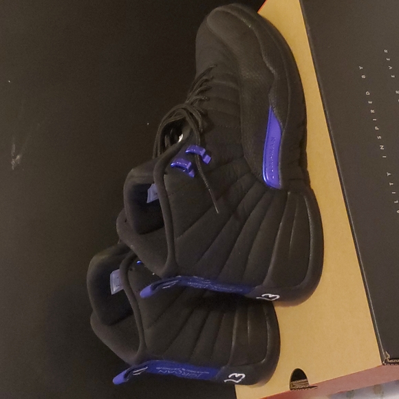 AIR JORDAN 12 RETRO - Picture 4 of 8